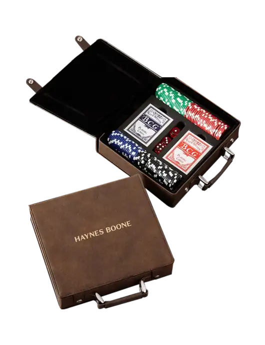 Rustic Leatherette 100 Chip Poker Set w/Haynes & Boone Logo